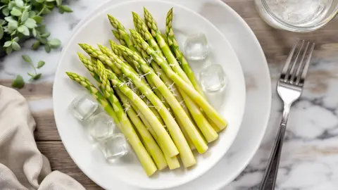 ‘Mijn asperges waren oneetbaar’: ik ontdekte dat een andere kookmethode ze eindelijk smakelijk en mals maakte.